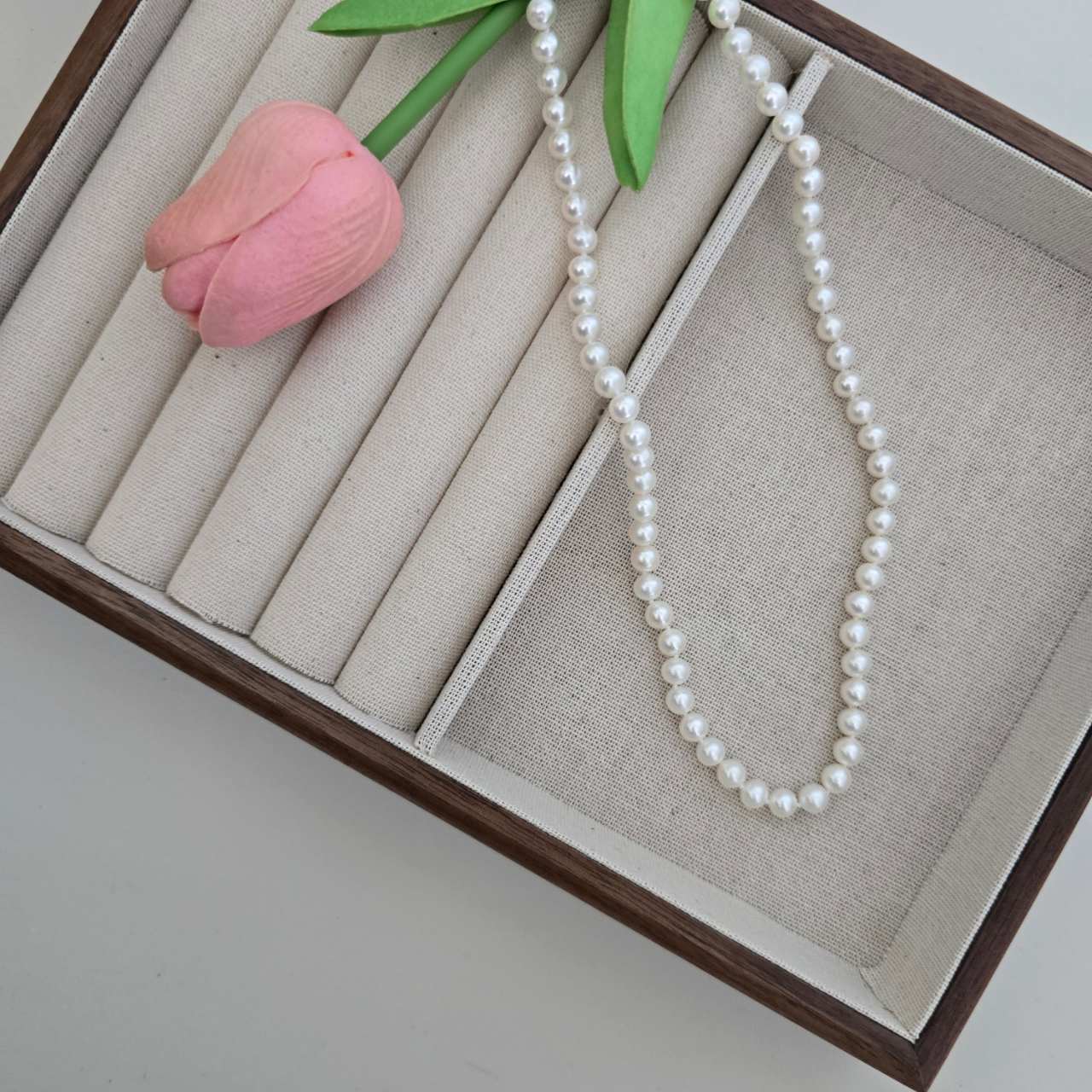 N29 Lustre Grace Pearl Necklace
