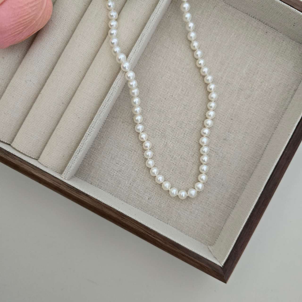 N29 Lustre Grace Pearl Necklace