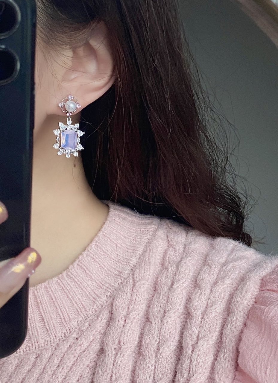 E15 Sparkling Elegance Pearl Earrings