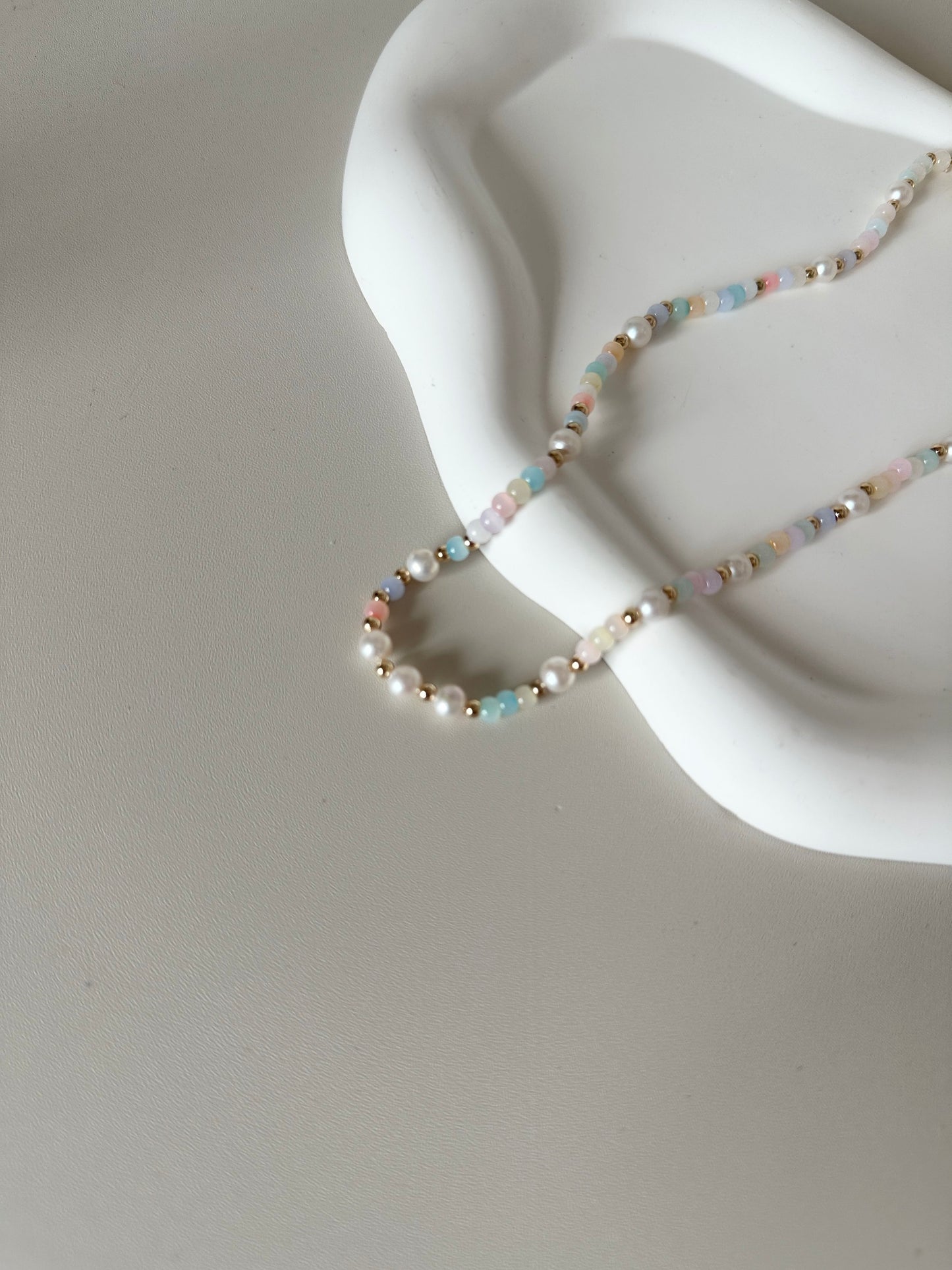 SR-01 Dreamscape Natural Pearl Necklace