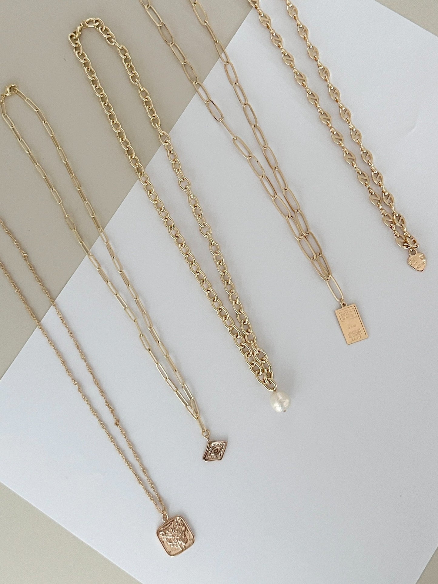 SL Simple Minimalist Necklace