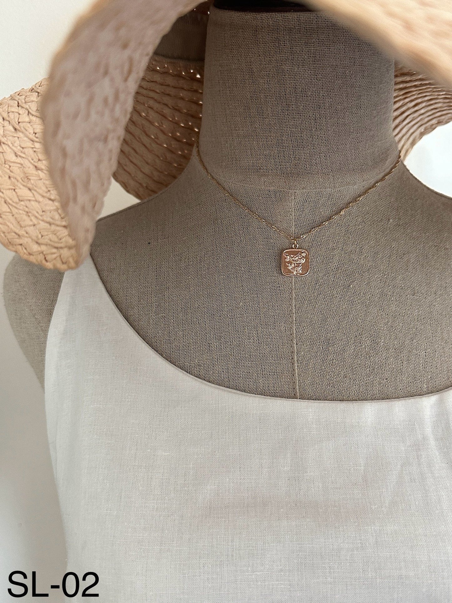 SL Simple Minimalist Necklace