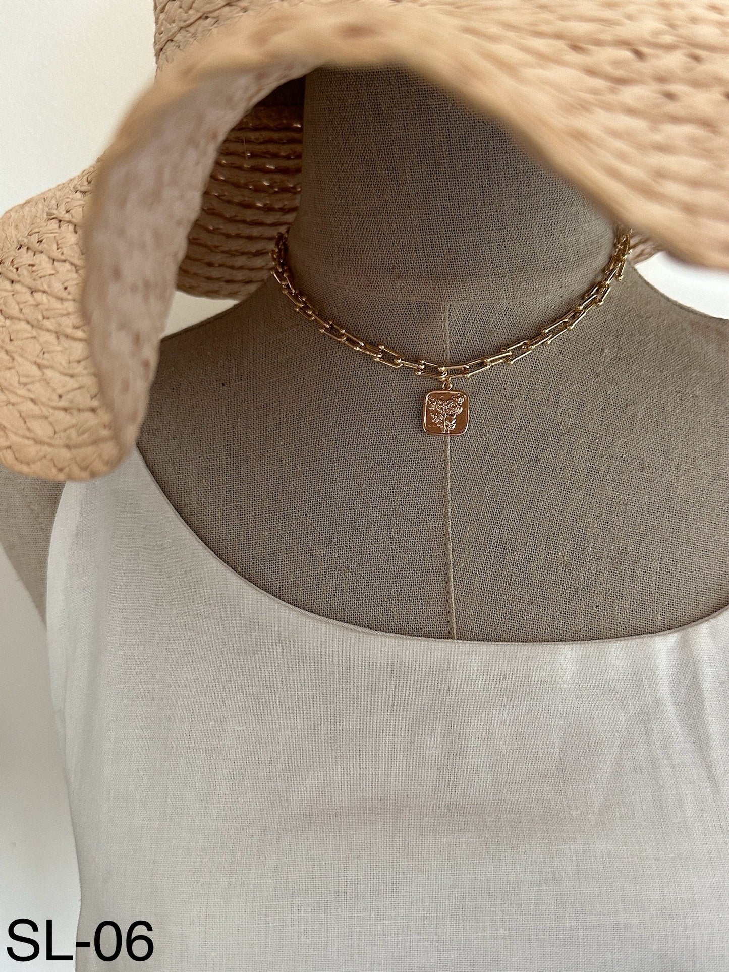 SL Simple Minimalist Necklace