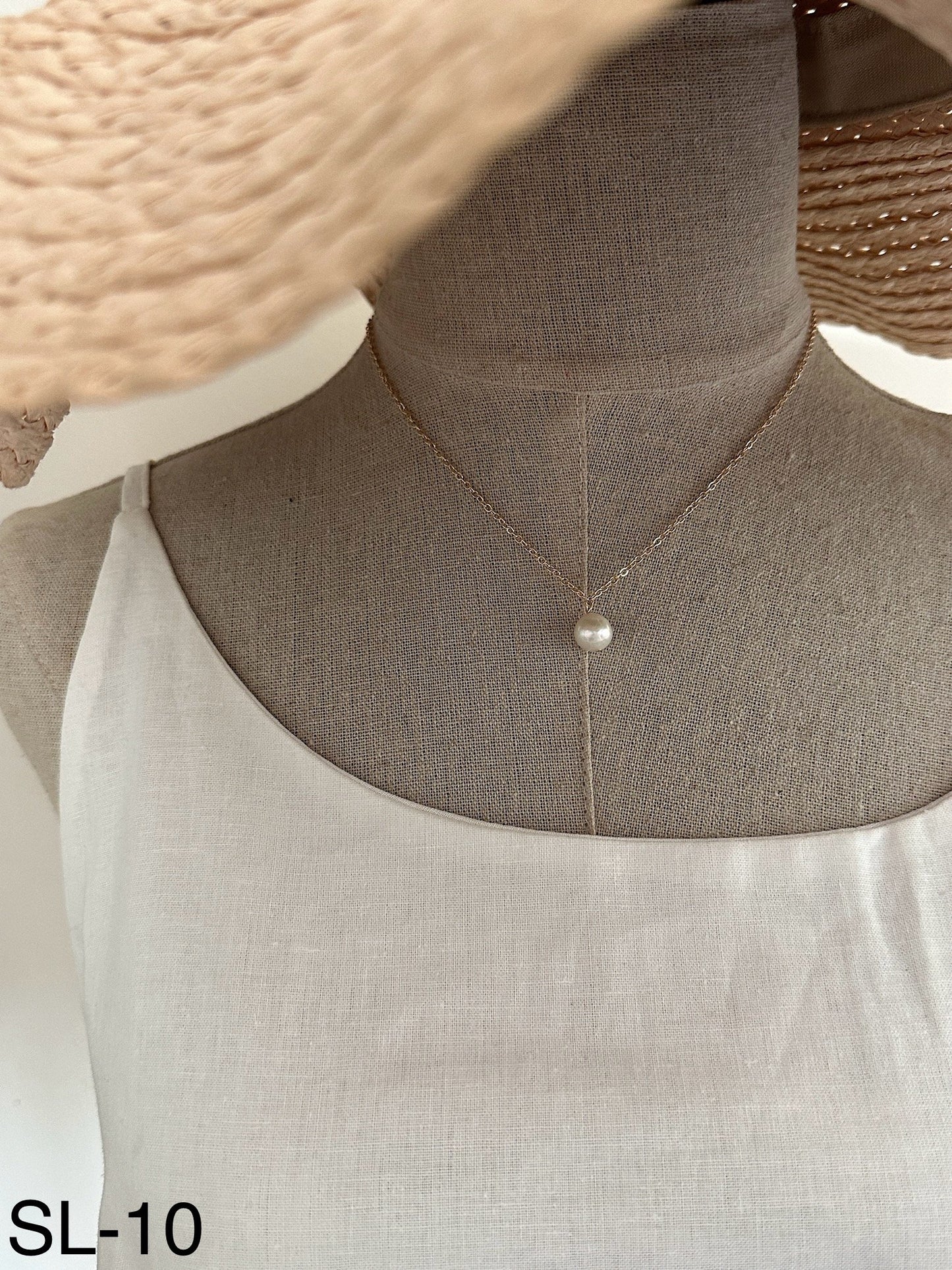 SL Simple Minimalist Necklace