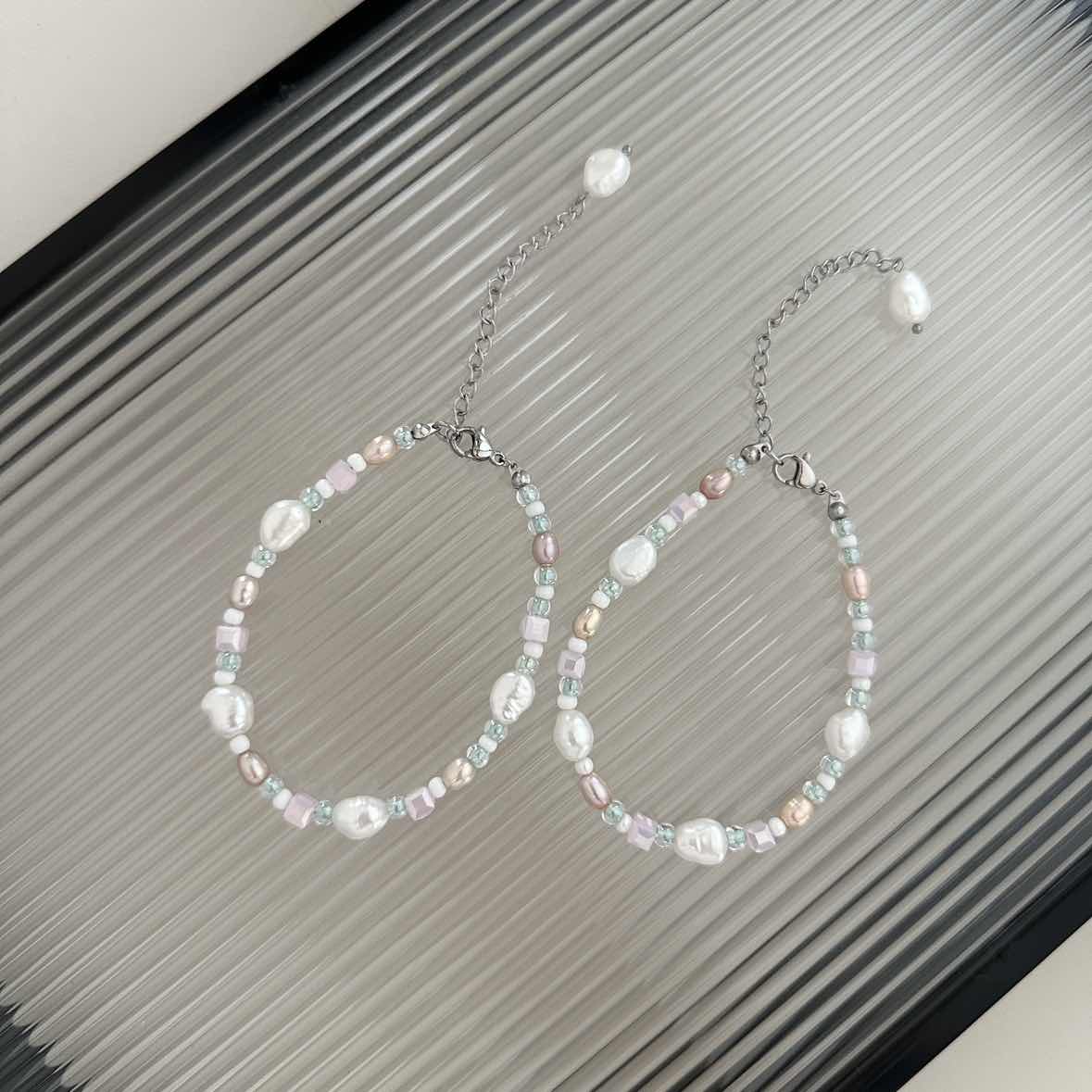 B52 Pearl Blossom Bracelet