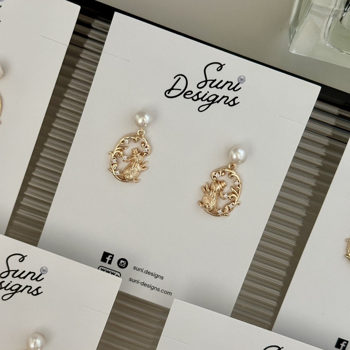 E20 Wonderland Whimsy Pearl Earrings