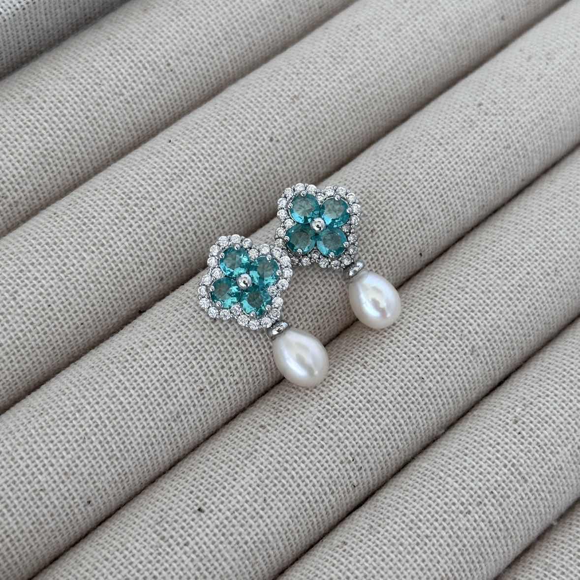 E24 Mint Mambo Vintage Bloom Earrings