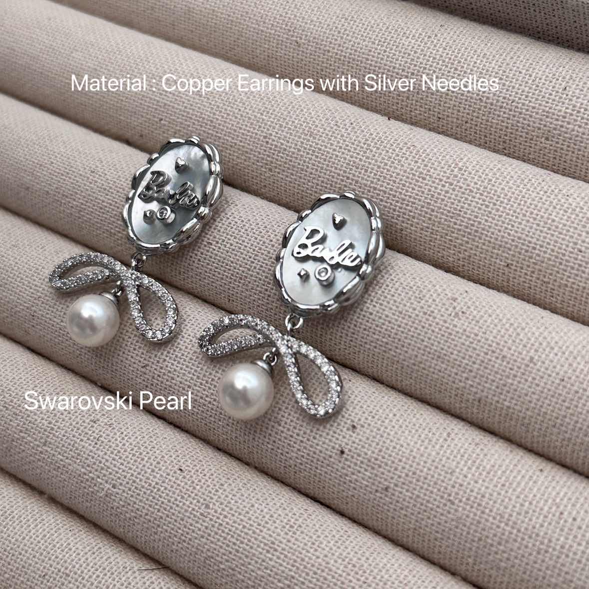 E25 Barbie’s Pearl Dream Earrings