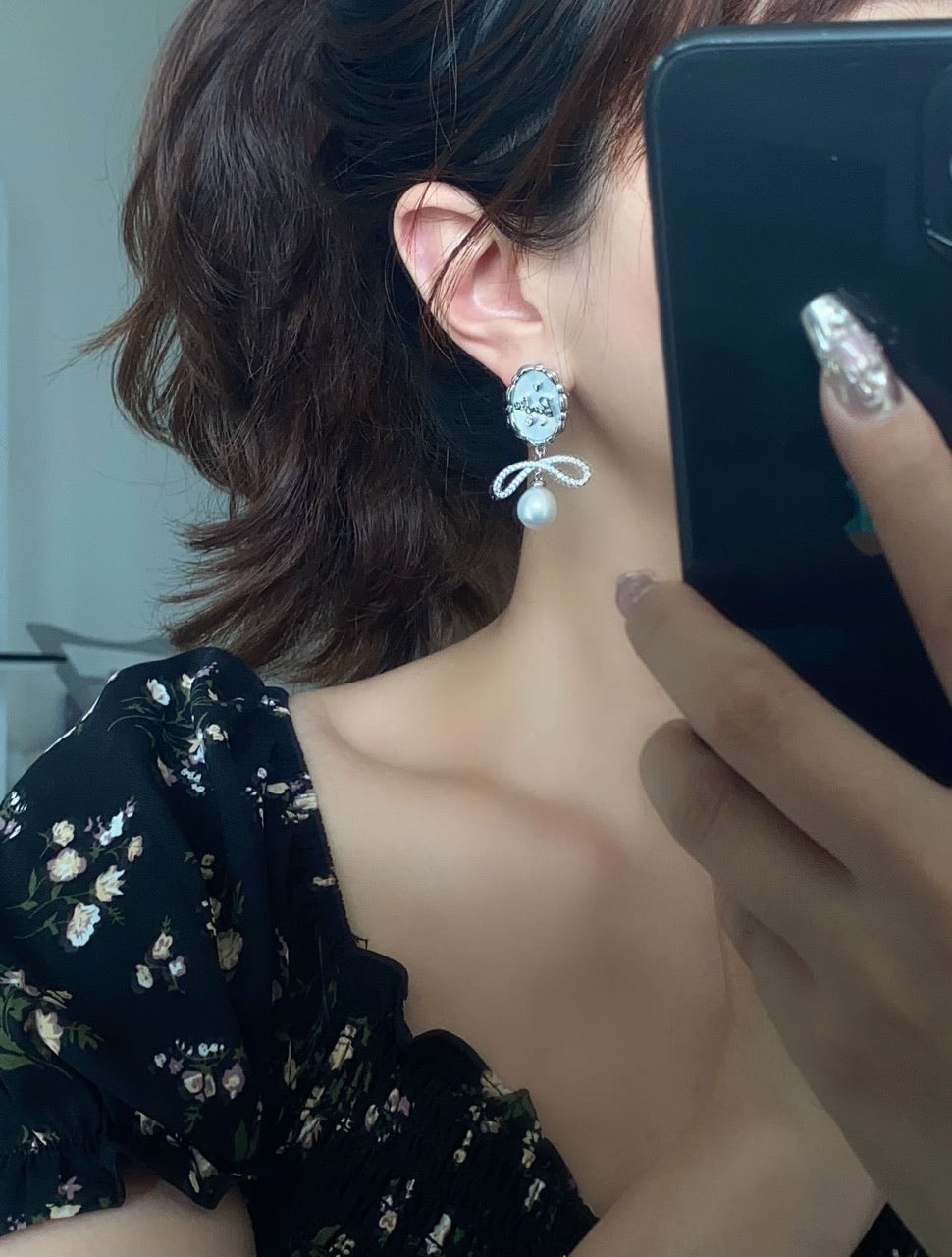 E25 Barbie’s Pearl Dream Earrings