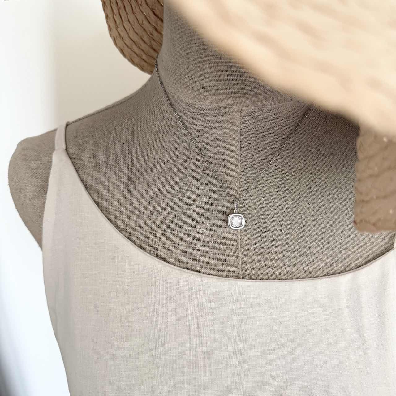 N30 Radiant Heart Necklace