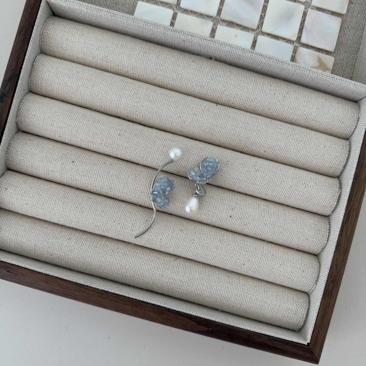 E27 Dreamy Blue Flutter Earrings