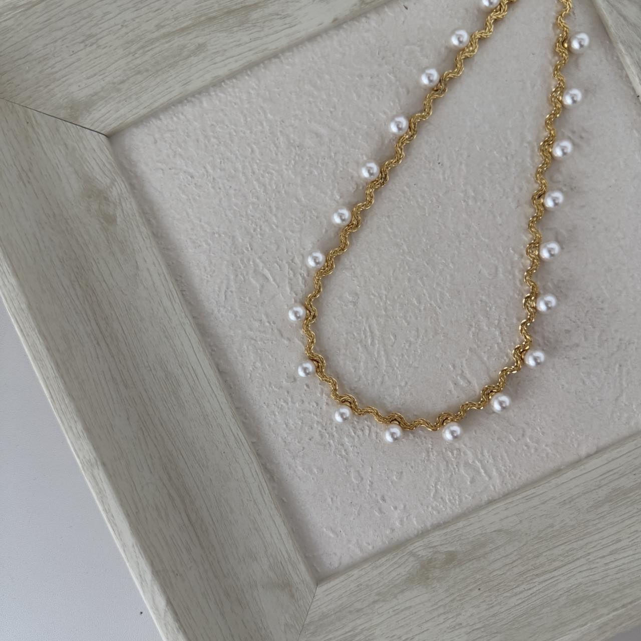 N31 Woven Pearl Dream Necklace