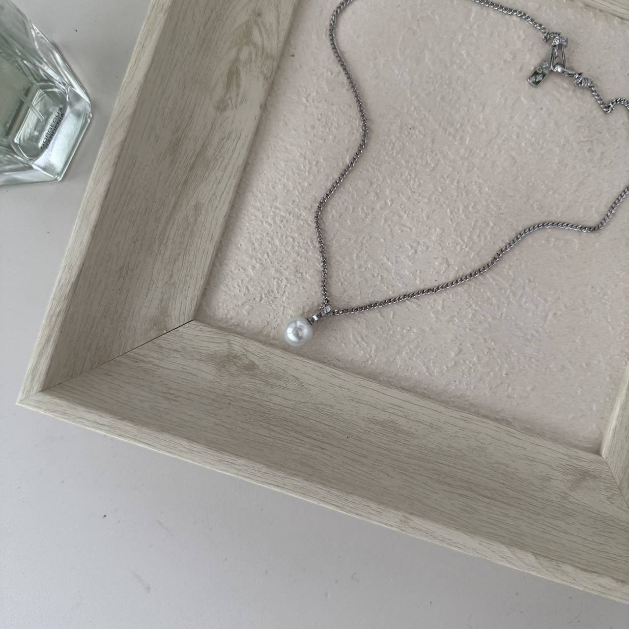 N33 Nova Glow Necklace