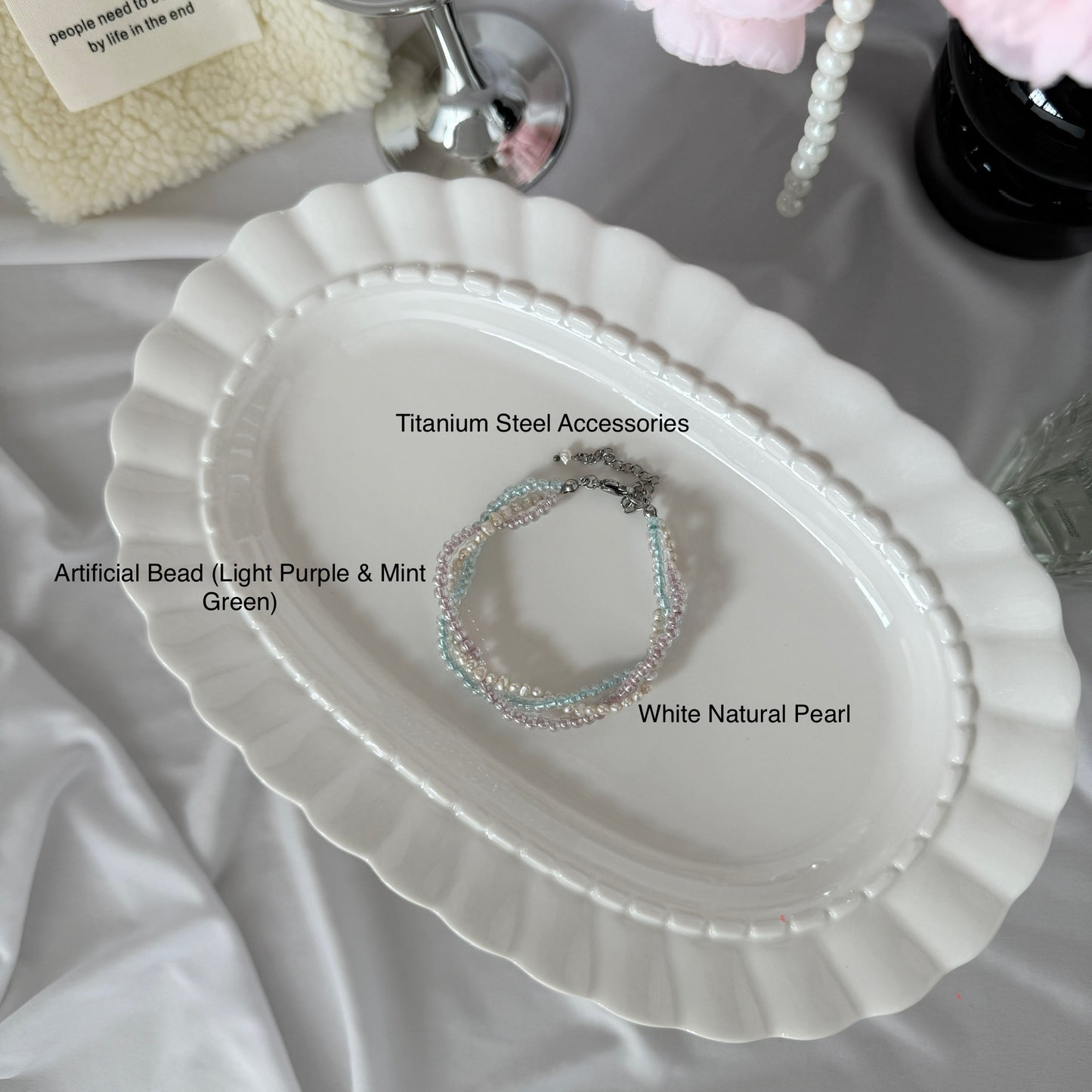 B58 Lullight Thread Bracelet