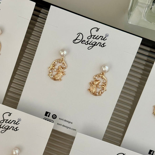 E20 Wonderland Whimsy Pearl Earrings